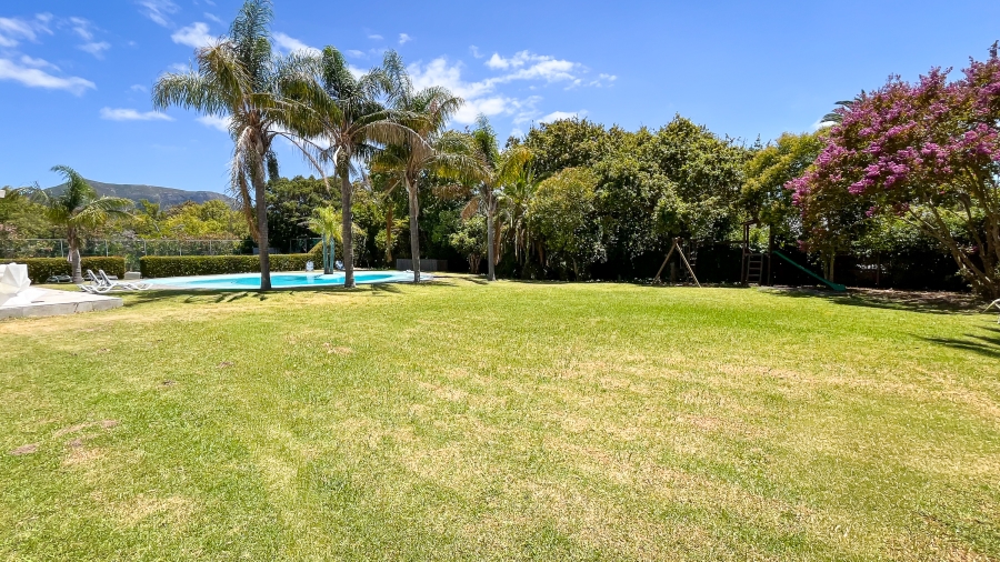 To Let 10 Bedroom Property for Rent in Constantia Western Cape